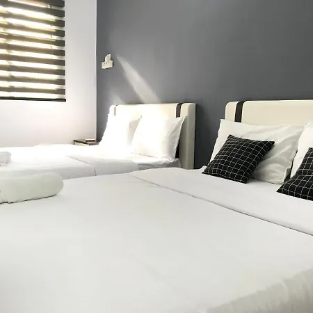 Ipoh Homestay Cozy And Comfortable 4R3B 13Pax Indoor Car Parking Sy12 Exterior photo