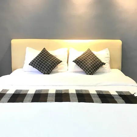 Ipoh Homestay Cozy And Comfortable 4R3B 13Pax Indoor Car Parking Sy12 Exterior photo