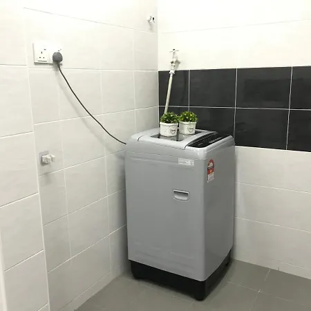 Ipoh Homestay Cozy And Comfortable 4R3B 13Pax Indoor Car Parking Sy12 Exterior photo