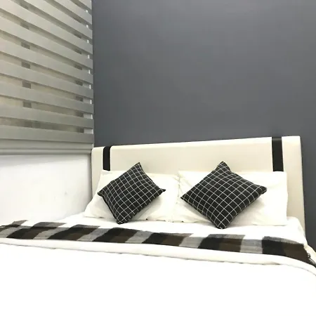 Ipoh Homestay Cozy And Comfortable 4R3B 13Pax Indoor Car Parking Sy12 Exterior photo