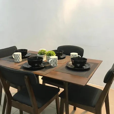 Ipoh Homestay Cozy And Comfortable 4R3B 13Pax Indoor Car Parking Sy12 Exterior photo