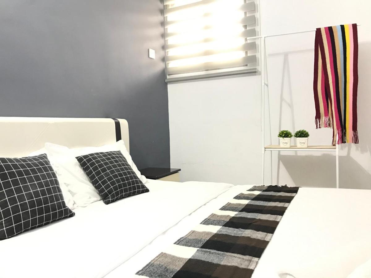 Holiday home Cozy And Comfortable 4r3b 13pax Indoor Car Parking Sy12 Ipoh