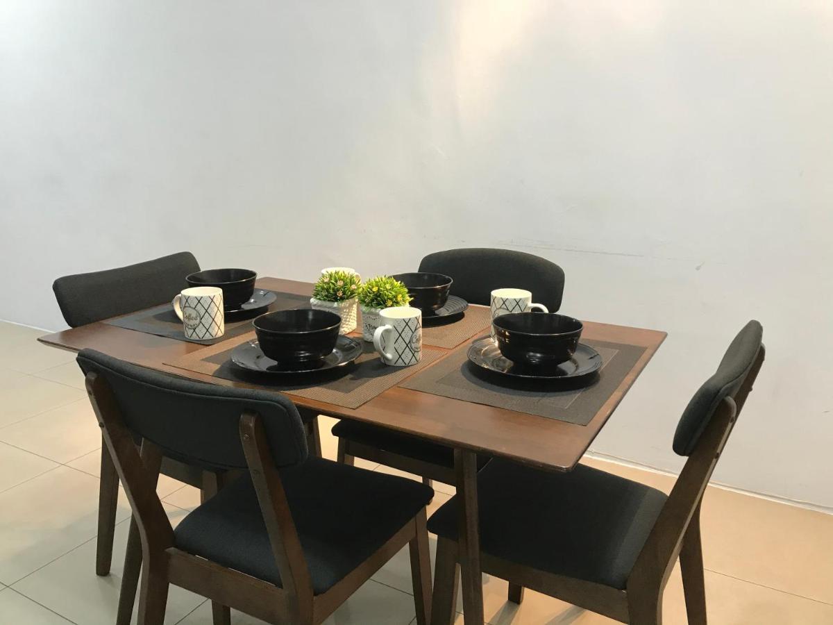 Holiday home Cozy And Comfortable 4r3b 13pax Indoor Car Parking Sy12 Ipoh